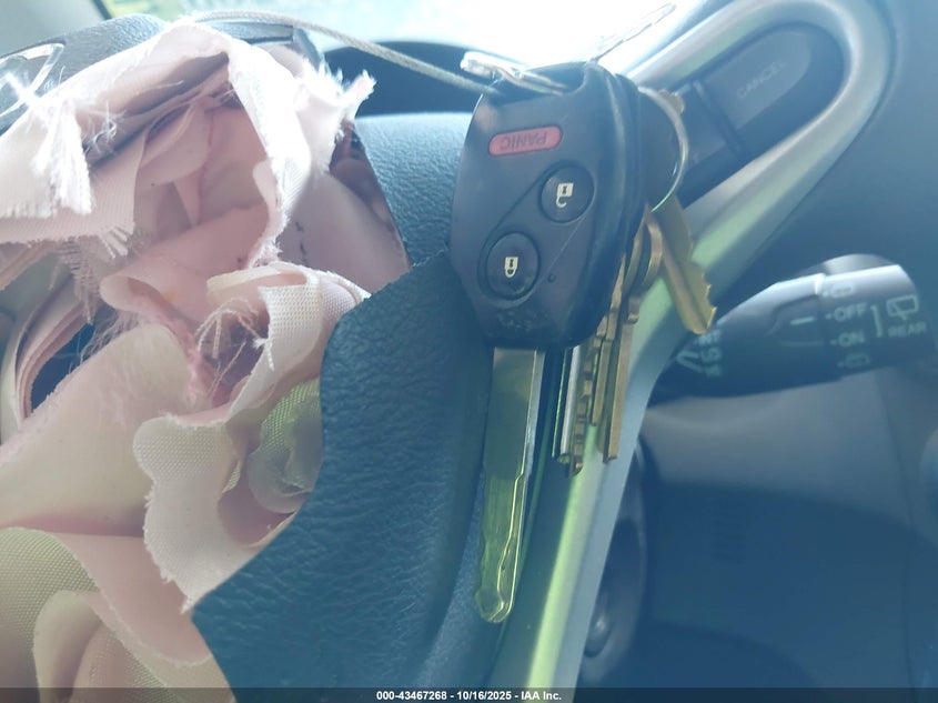 2013 HONDA FIT JHMGE8H35DC012516