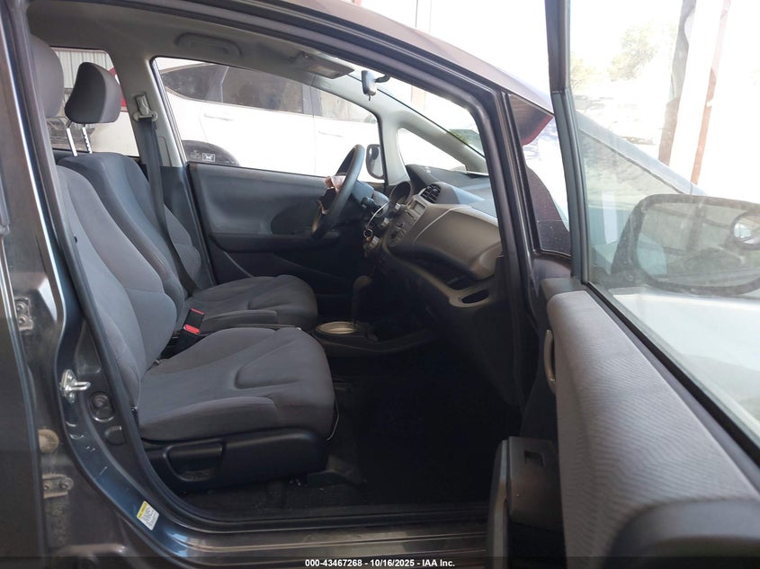 2013 HONDA FIT JHMGE8H35DC012516