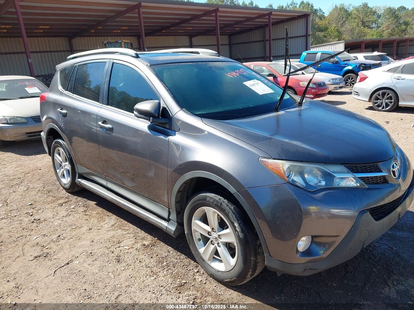 TOYOTA RAV4 XLE