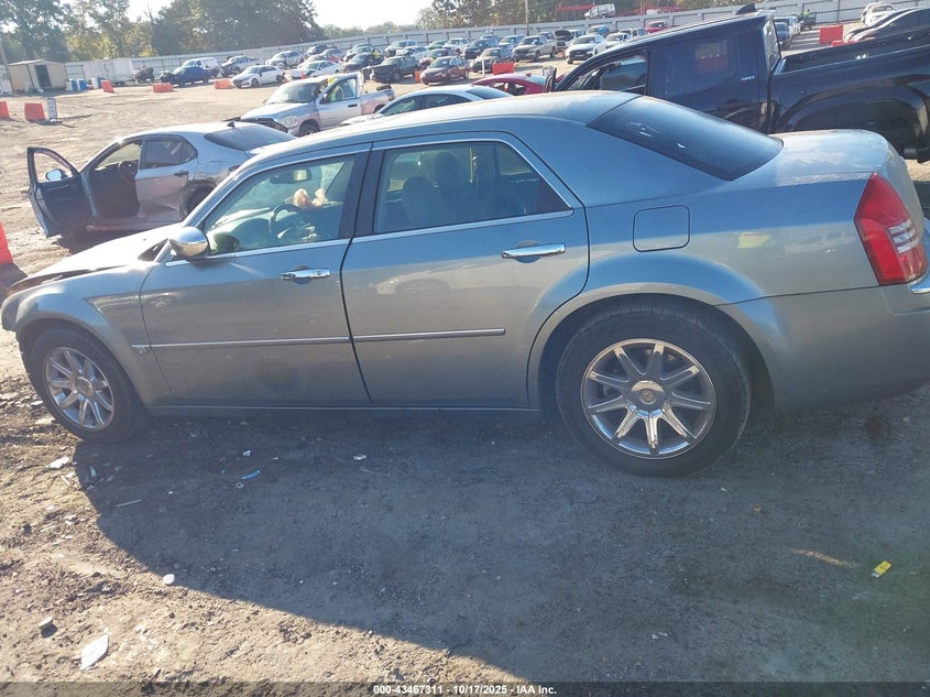 2006 Chrysler 300C VIN: 2C3KA63H26H408924 Lot: 43467311