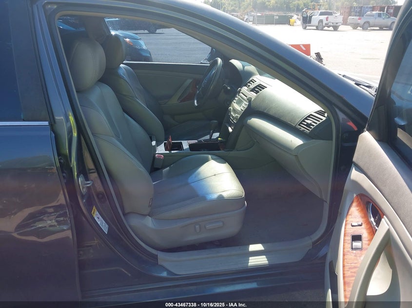 4T1BE46KX8U215685 2008 TOYOTA CAMRY photo no. 5