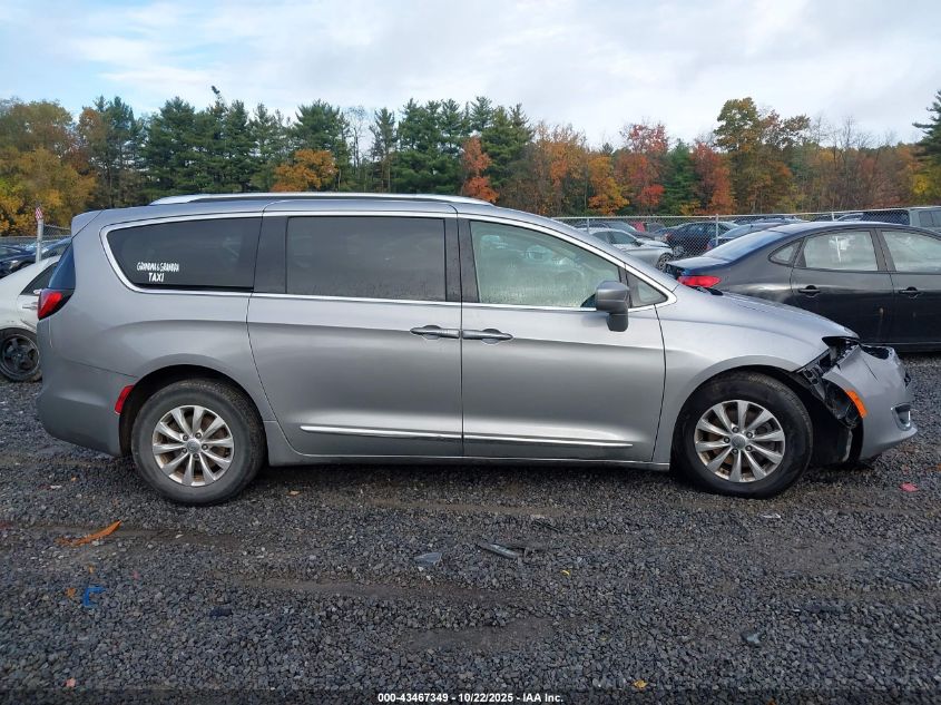 2019 Chrysler Pacifica Touring L VIN: 2C4RC1BG0KR617129 Lot: 43467349