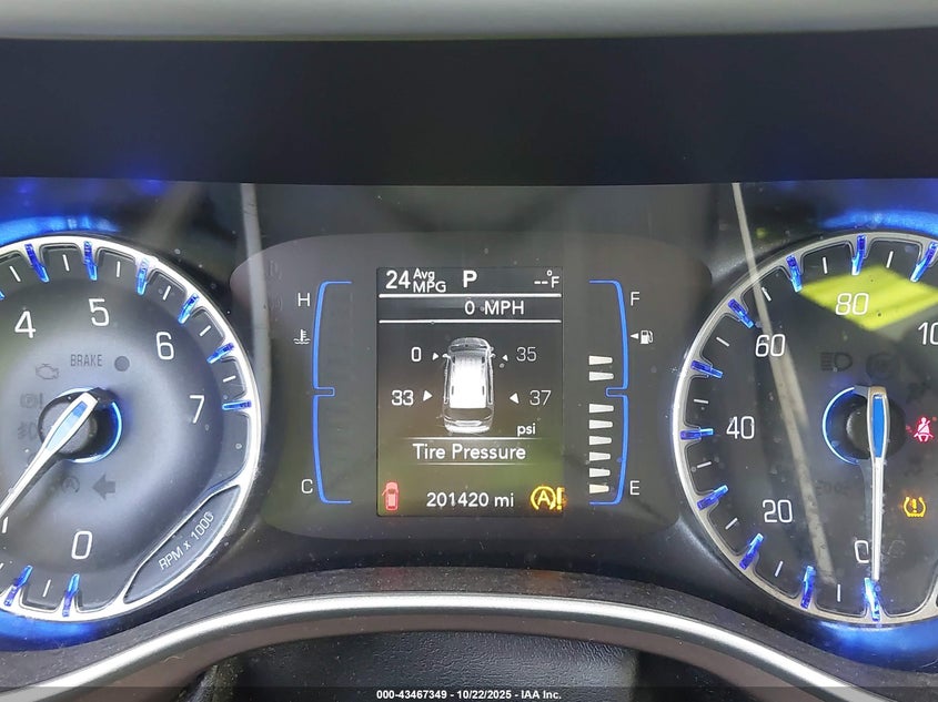 2019 Chrysler Pacifica Touring L VIN: 2C4RC1BG0KR617129 Lot: 43467349