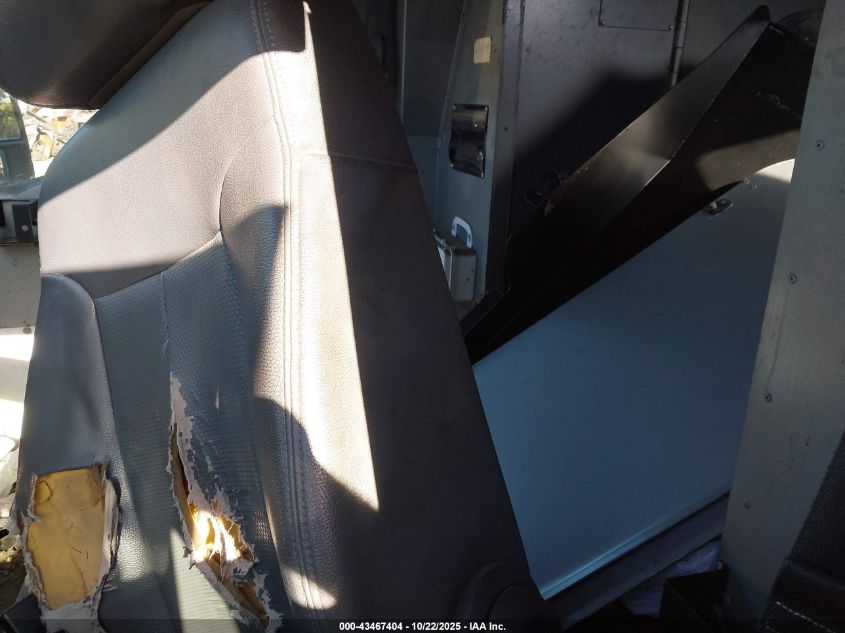 2015 Ford F-550 Chassis Xl VIN: 1FDAF5GTXFEC57285 Lot: 43467404