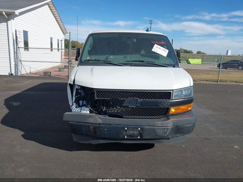 2019 Chevrolet Express 2500 Work Van VIN: 1GCWGAFP7K1152659 Lot: 43467409