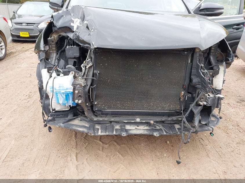 2017 TOYOTA HIGHLANDER LIMITED - 5TDDZRFH9HS439912