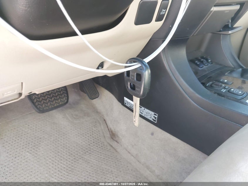 2005 Lexus Gx 470 VIN: JTJBT20X050076928 Lot: 43467481