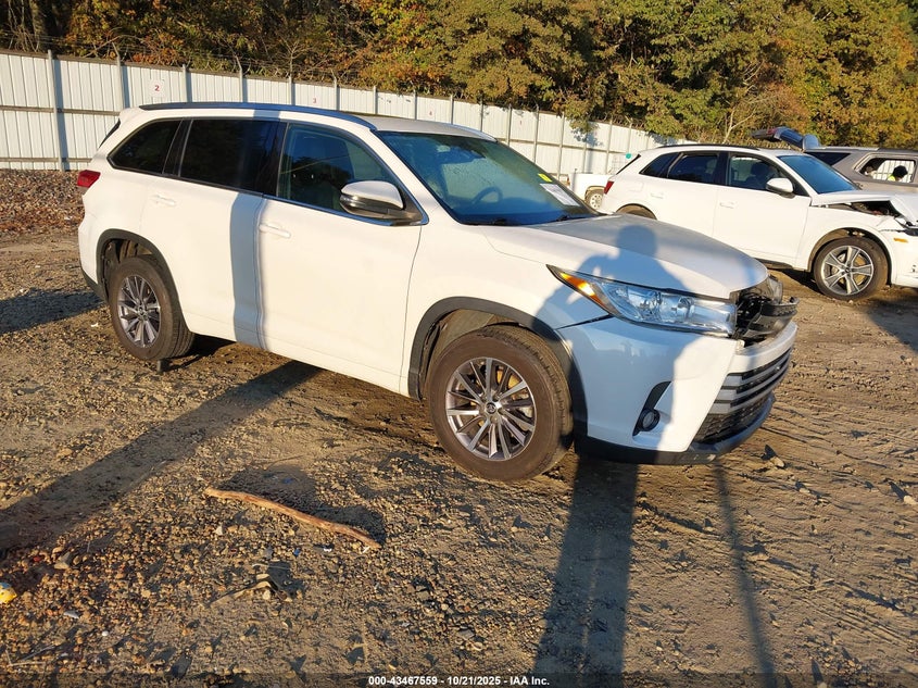 2017 TOYOTA HIGHLANDER XLE - 5TDKZRFH6HS511754