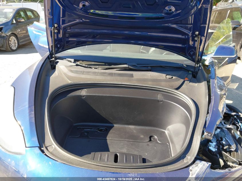 2019 Tesla Model 3 Long Range/Performance VIN: 5YJ3E1EB2KF497846 Lot: 43467824