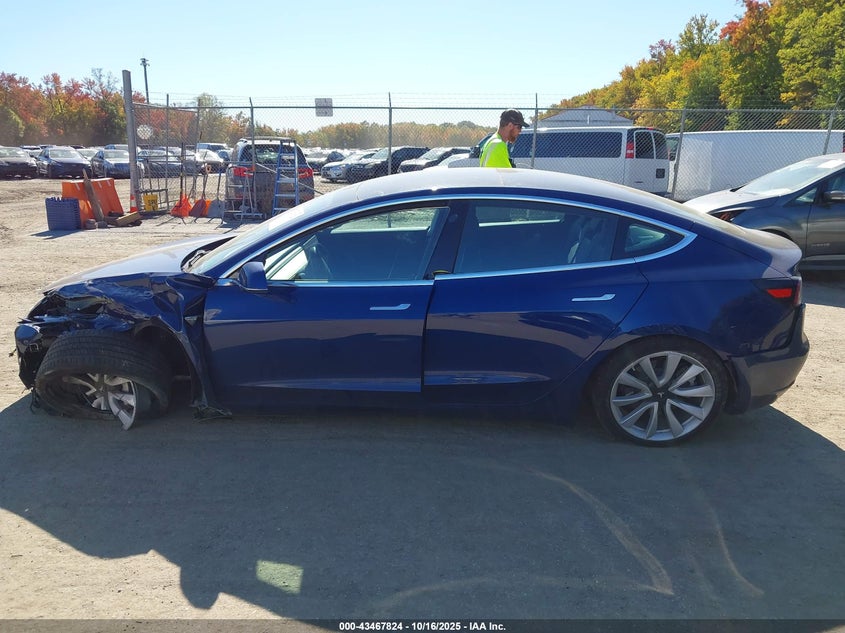 2019 Tesla Model 3 Long Range/Performance VIN: 5YJ3E1EB2KF497846 Lot: 43467824