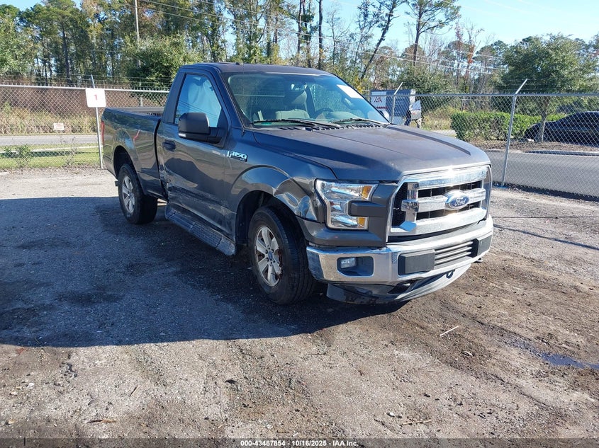 FORD F-150 XLT