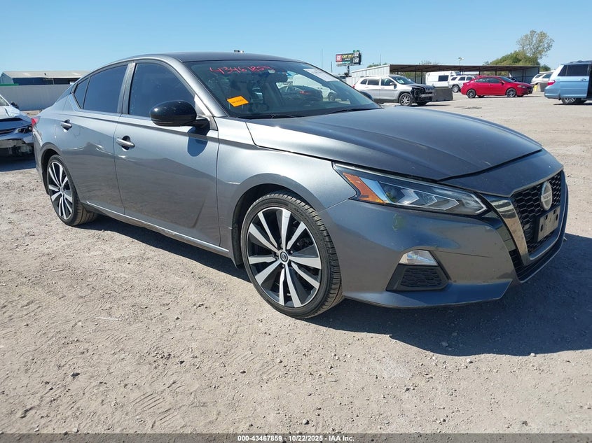 NISSAN ALTIMA SR FWD