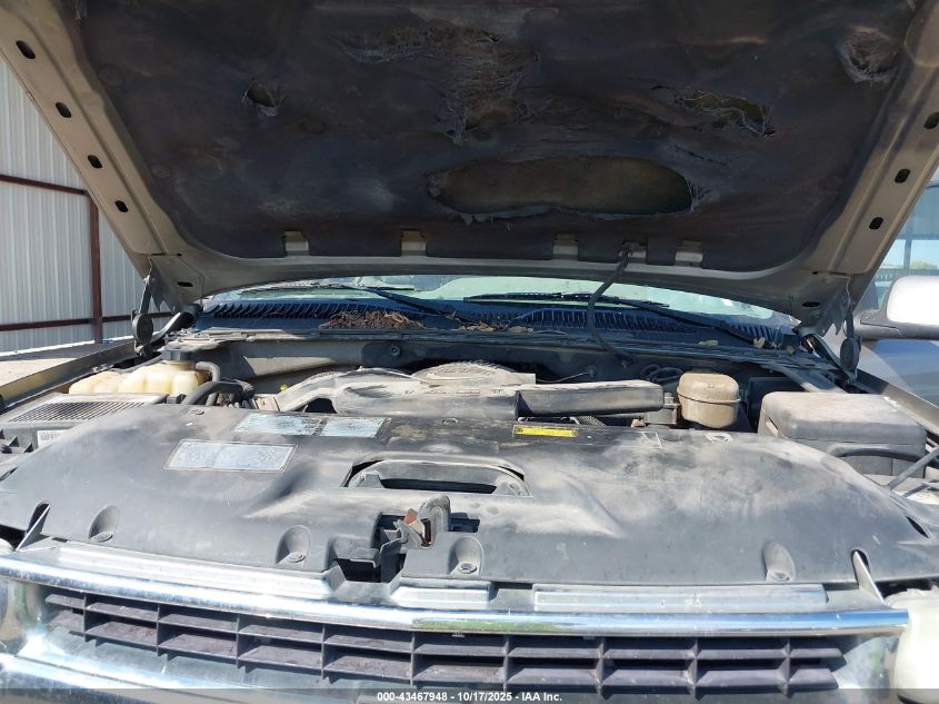 2003 Chevrolet Suburban 1500 Lt VIN: 3GNEC16Z93G105748 Lot: 43467948