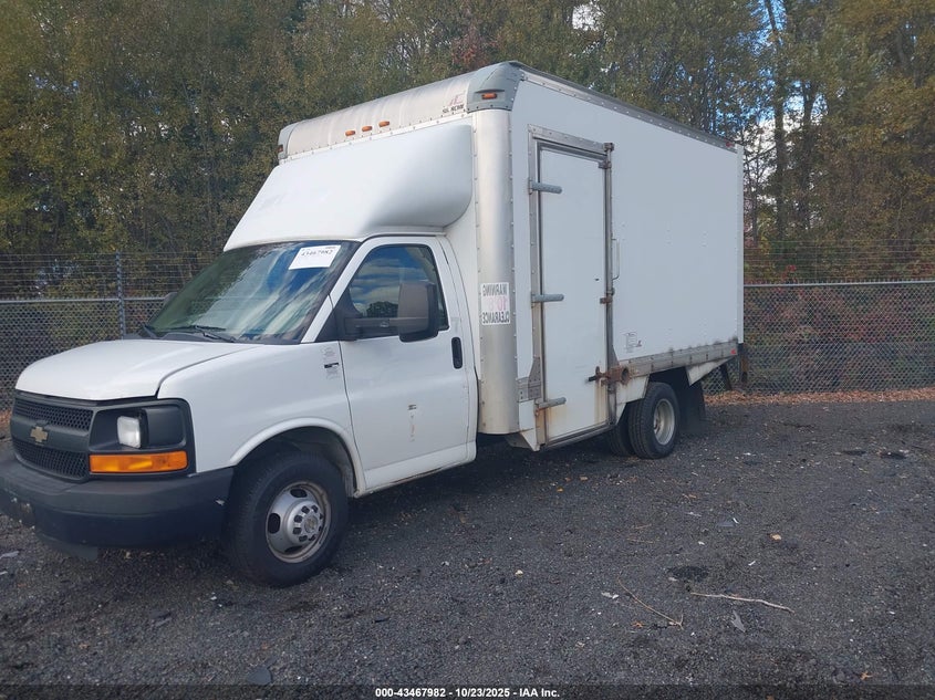 1GB3GSCG7G1122635 2016 CHEVROLET EXPRESS photo no. 2