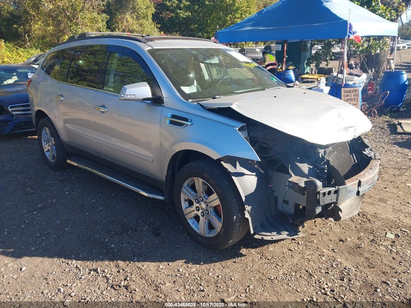 CHEVROLET TRAVERSE 2LT
