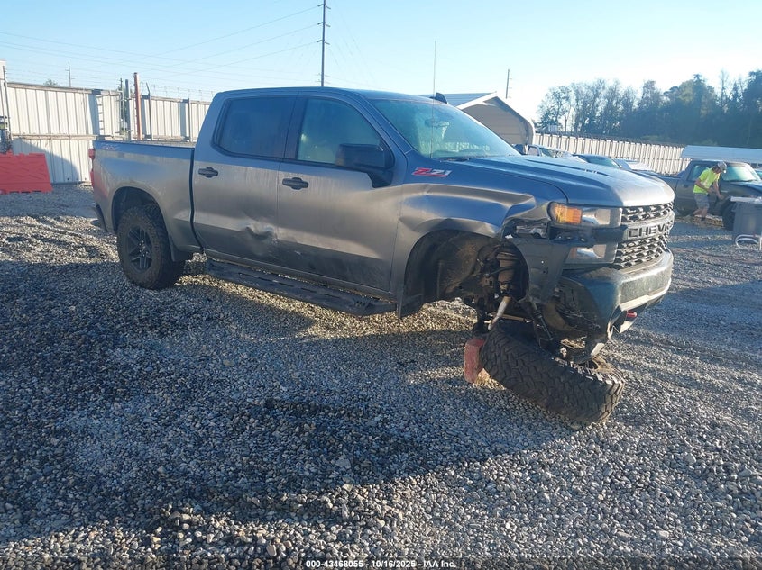 CHEVROLET SILVERADO 1500 4WD SHORT BED CUSTOM TRAIL BOSS