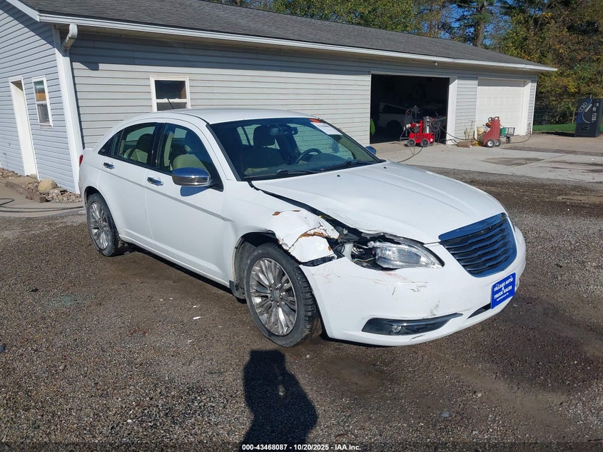 CHRYSLER 200 LIMITED