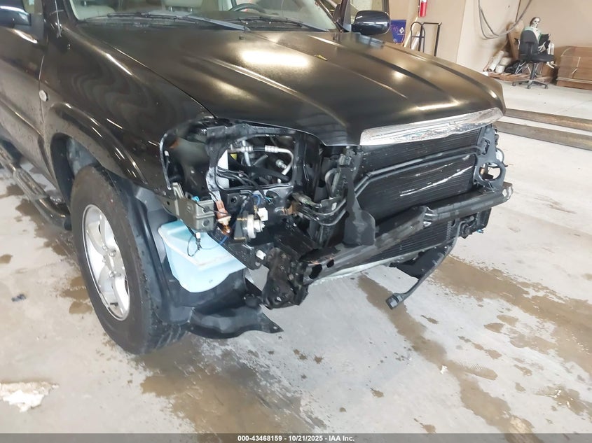 2005 Mazda Tribute S VIN: 4F2CZ06185KM22192 Lot: 43468159