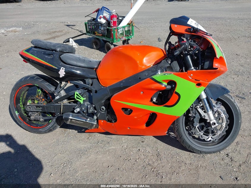 1997 Suzuki Gsx-R750 VIN: JS1GR7DA9V2101575 Lot: 43468298