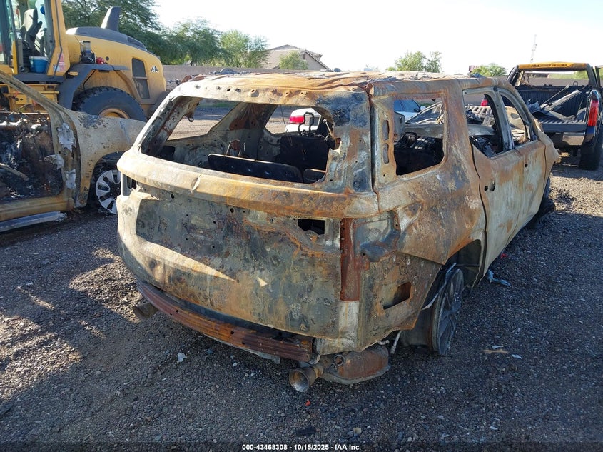 1GNEVGKW9PJ270292 2023 CHEVROLET TRAVERSE photo no. 4