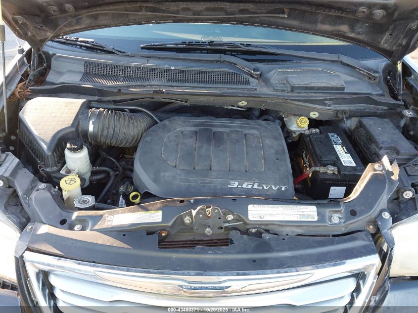 2011 Chrysler Town & Country Touring-L VIN: 2A4RR8DG4BR635518 Lot: 43468371