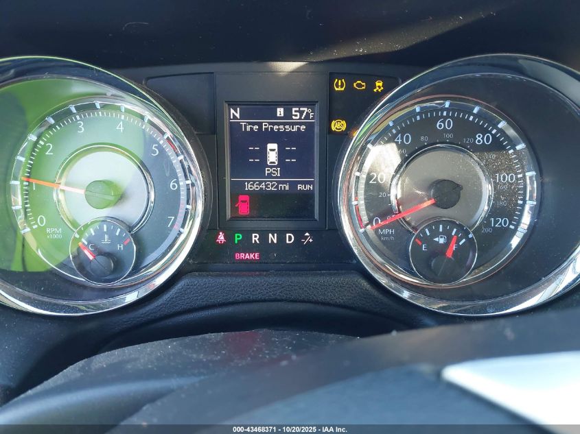 2011 Chrysler Town & Country Touring-L VIN: 2A4RR8DG4BR635518 Lot: 43468371