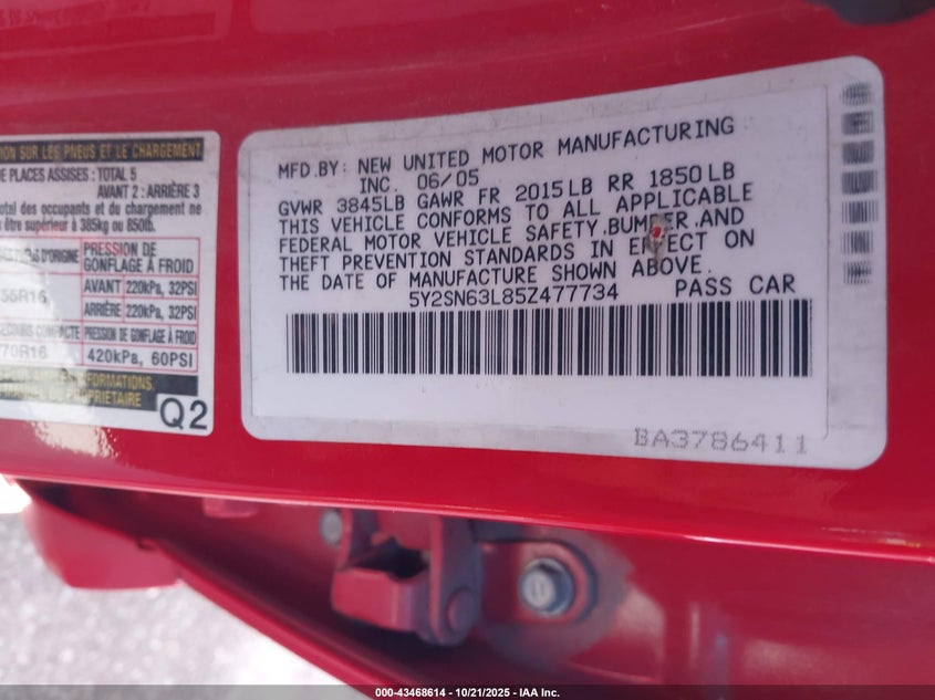 5Y2SN63L85Z477734 2005 PONTIAC VIBE photo no. 9