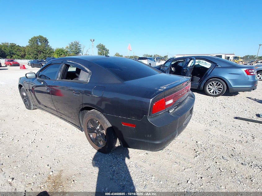 Vin: 2c3cdxbg0eh268204, lot: 43963621, dodge charger se 20143