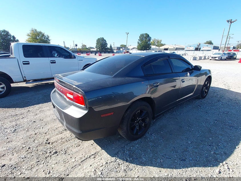 Vin: 2c3cdxbg0eh268204, lot: 43963621, dodge charger se 20144