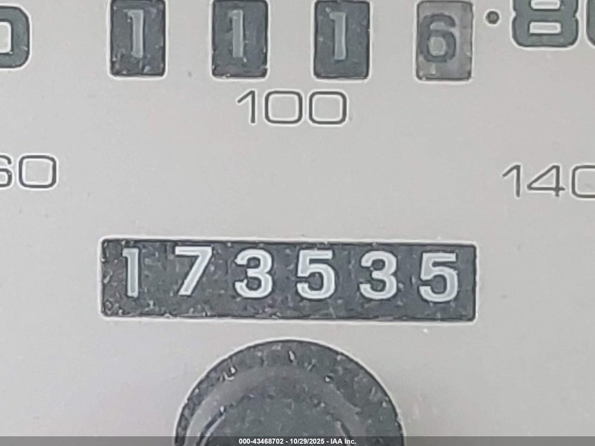 2003 Mercury Sable Gs VIN: 1MEFM50U03A630211 Lot: 43468702