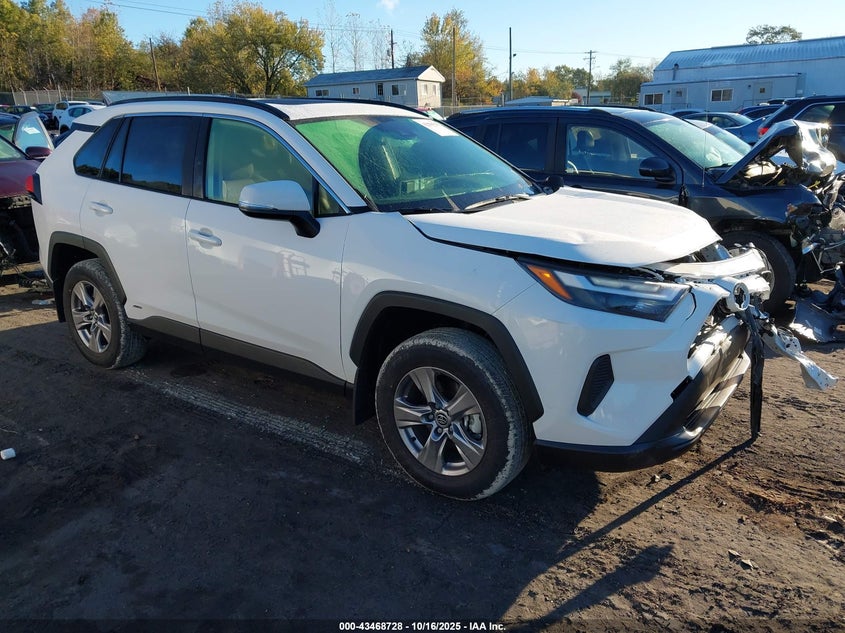 TOYOTA RAV4 HYBRID XLE