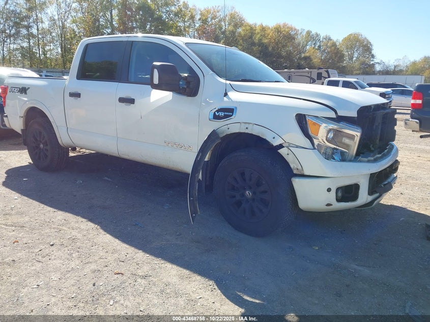 NISSAN TITAN PRO-4X