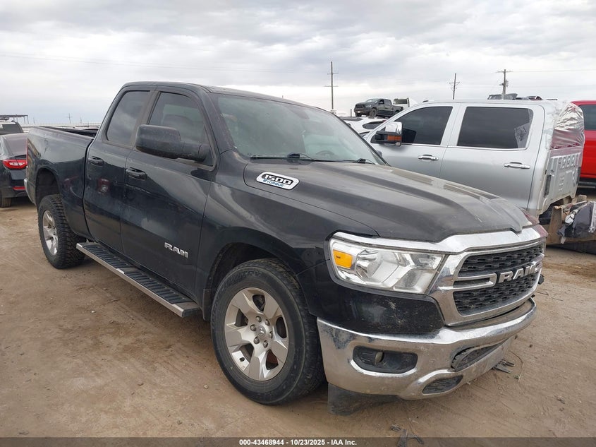 RAM 1500 BIG HORN 4X2 6 4 BOX