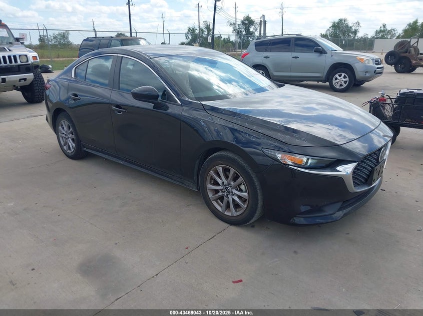 2022 MAZDA MAZDA3 2.0 - JM1BPAA73N1500046
