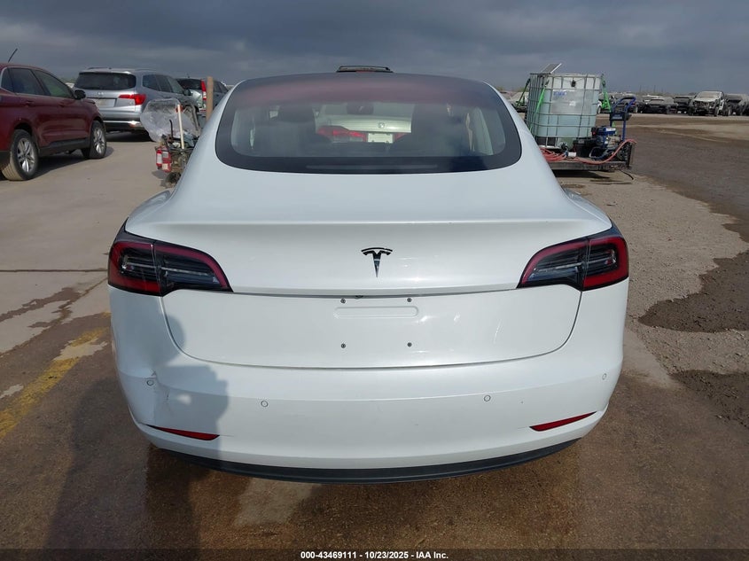 2018 Tesla Model 3 Long Range/Mid Range VIN: 5YJ3E1EA6JF032704 Lot: 43469111