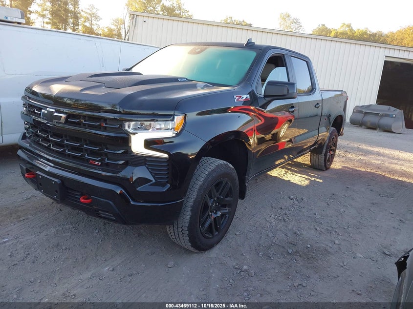 2025 CHEVROLET SILVERADO 1500 4WD  STANDARD BED LT TRAIL BOSS 3GCUKFEL8SG310834