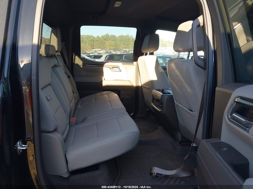 2025 CHEVROLET SILVERADO 1500 4WD  STANDARD BED LT TRAIL BOSS 3GCUKFEL8SG310834