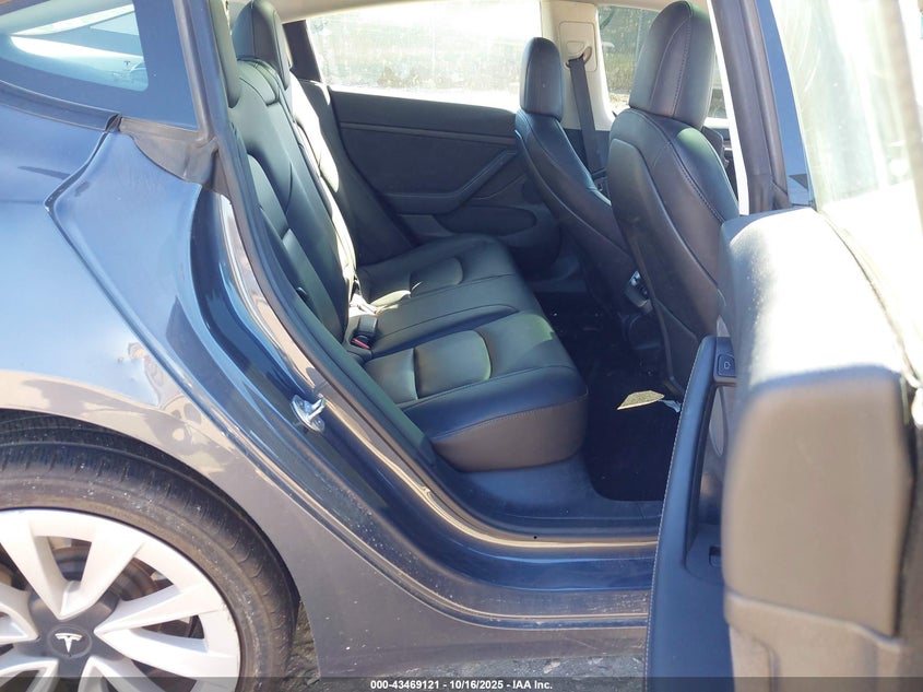 2022 Tesla Model 3 Rear-Wheel Drive VIN: 5YJ3E1EA5NF376398 Lot: 43469121