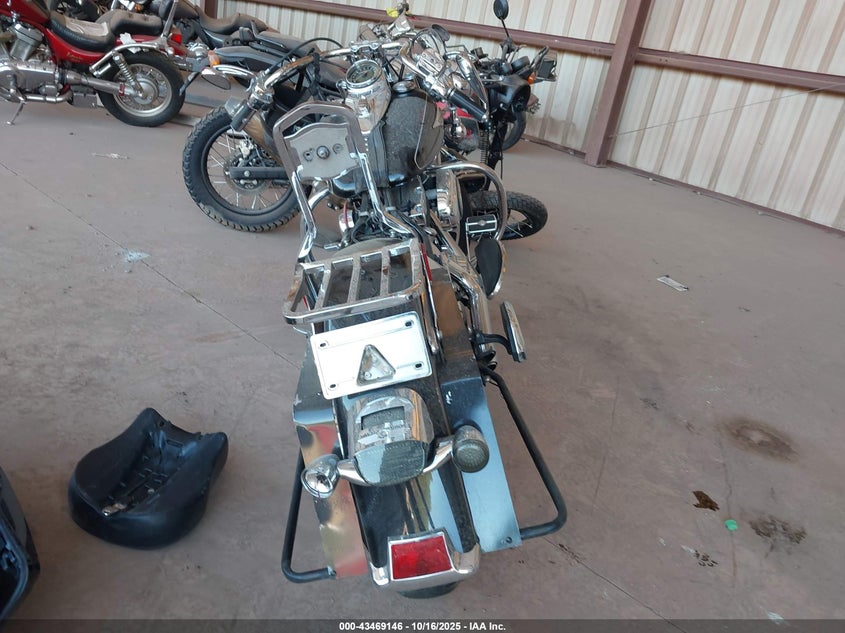 2012 Harley-Davidson Flstc Heritage Softail Classic VIN: 1HD1BWV14CB017913 Lot: 43469146