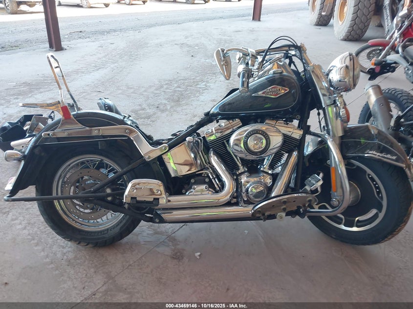 2012 Harley-Davidson Flstc Heritage Softail Classic VIN: 1HD1BWV14CB017913 Lot: 43469146