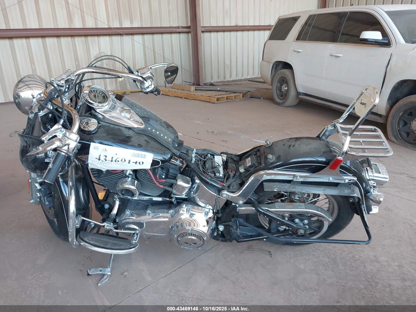 2012 Harley-Davidson Flstc Heritage Softail Classic VIN: 1HD1BWV14CB017913 Lot: 43469146