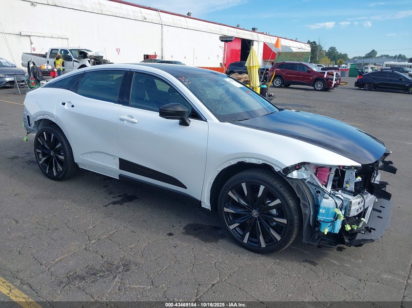 TOYOTA CROWN PLATINUM