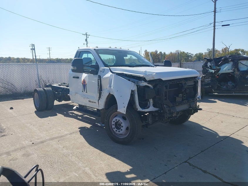 1FDUF5HT0RDA17832 2024 FORD F550 photo no. 11