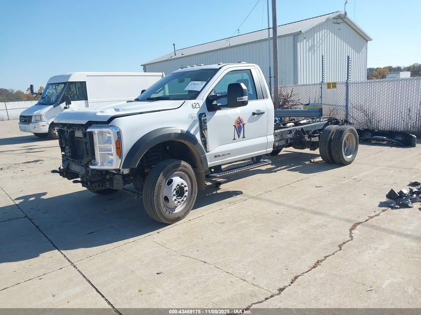 1FDUF5HT0RDA17832 2024 FORD F550 photo no. 2