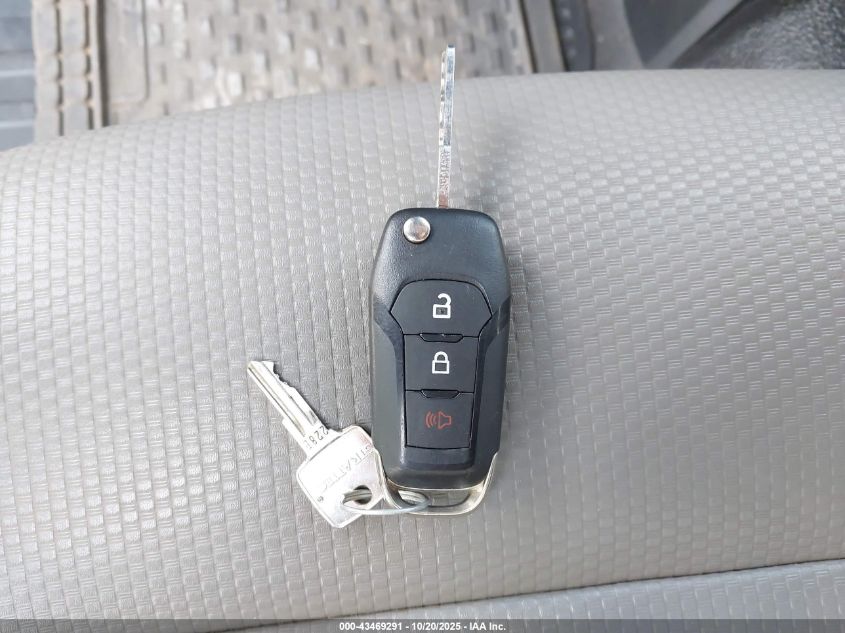 2017 Ford F-250 Xl VIN: 1FT7X2B67HEC82918 Lot: 43469291