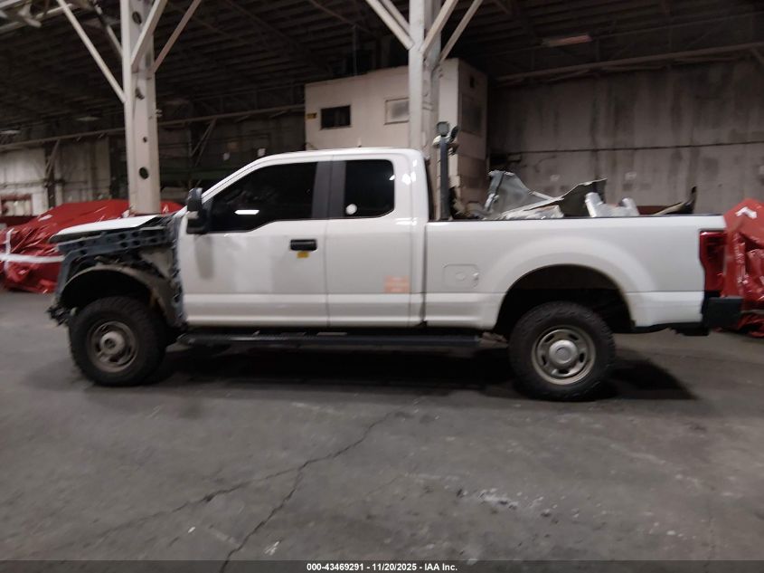 2017 Ford F-250 Xl VIN: 1FT7X2B67HEC82918 Lot: 43469291