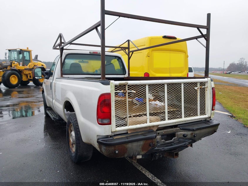 1FTWF30Y07EA60485 2007 FORD F350 photo no. 3