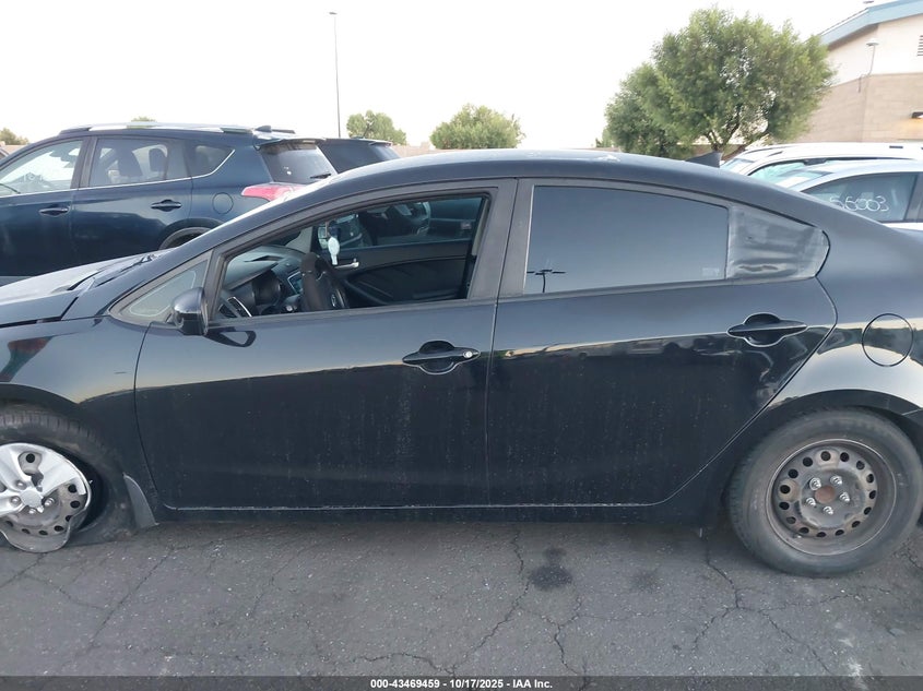 2018 KIA FORTE LX 3KPFK4A79JE184676