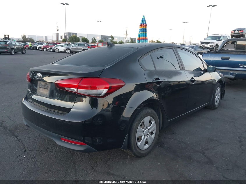 2018 KIA FORTE LX 3KPFK4A79JE184676