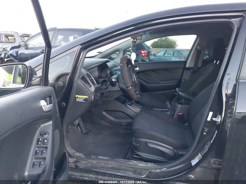 2018 KIA FORTE LX 3KPFK4A79JE184676